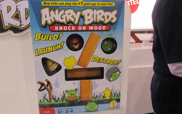 angry-birds-knock-on-wood-5-noscale