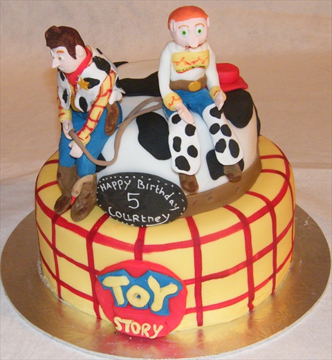 disney-toy-story-cartoon-cake-1