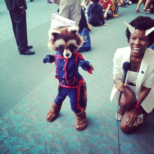 Super-Adorable-And-To-Scale-Rocket-Racoon-Cosplay