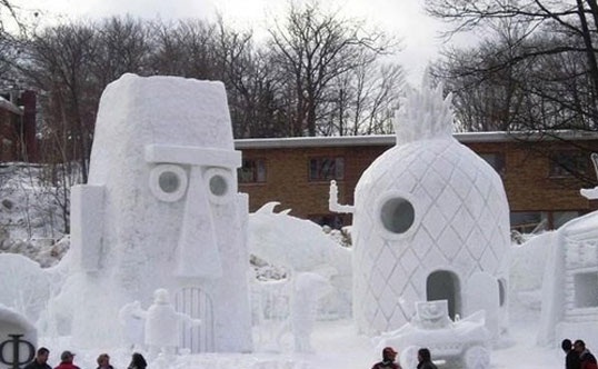 Possibly-the-coolest-snow-sculpture-ever