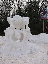 snow-sculpture-bonhomme-de-neige-snowman-22images