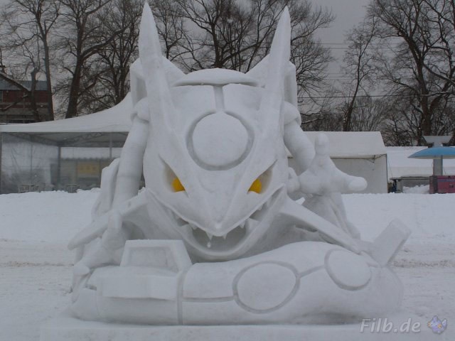 snow-sculpture-bonhomme-de-neige-snowman-36c2250