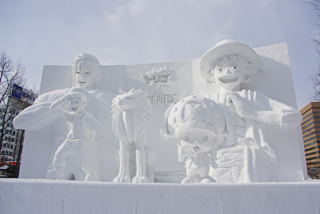 snow-sculpture-bonhomme-de-neige-snowman-3756508_orig