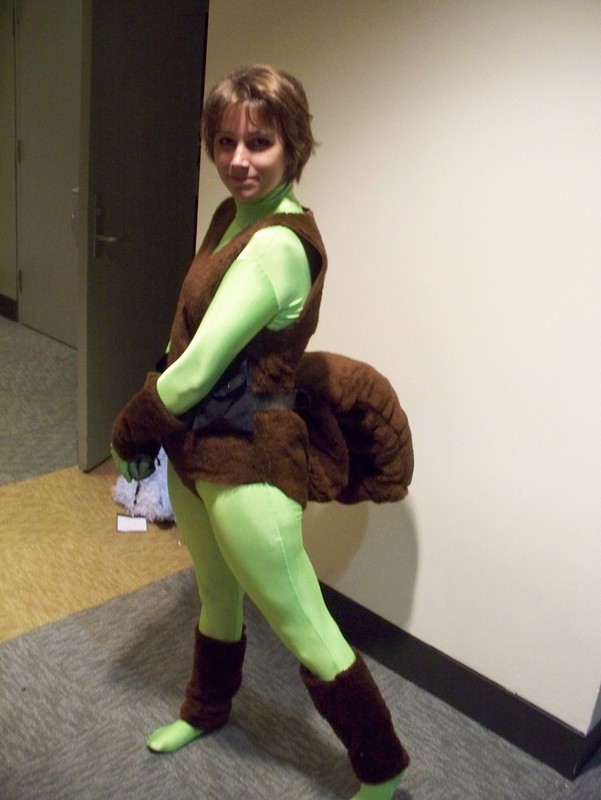 squirrel_girl_cosplay_sq-002