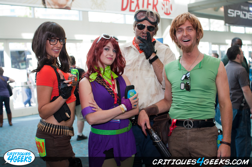 40-sdcc-comic-con-2011-day-3-cosplay-scooby-doo