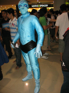 dr-manhattan-cosplay7